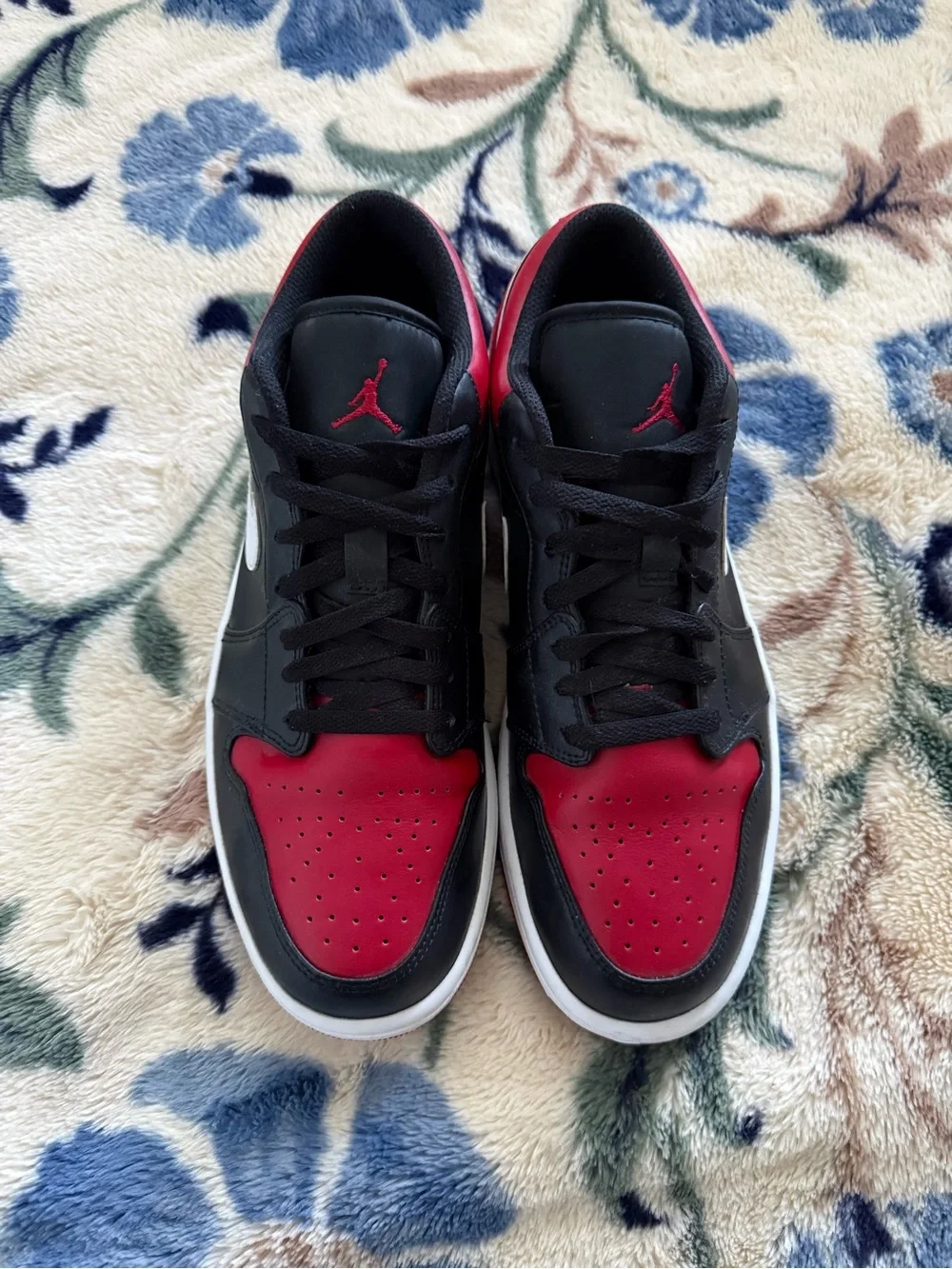 Jordan Men’s Low-Top Sneakers in Black and Red